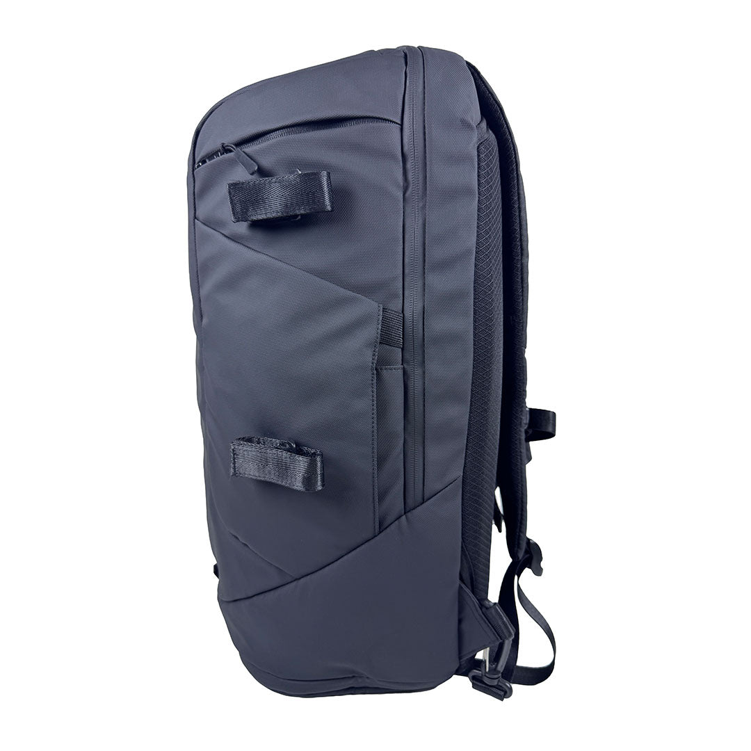 Y1 Pioneer Backpack - Black