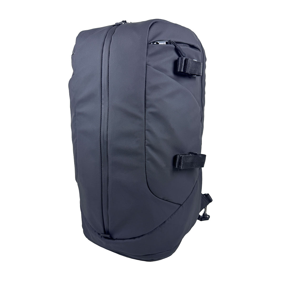 Y1 Pioneer Backpack - Black